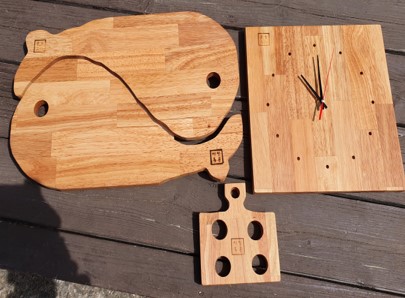 스크롤 쏘 활용 목공예 작업 이미지